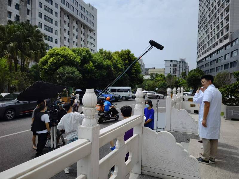 环江广告片拍摄公司低成本实现高规格制作的诀窍